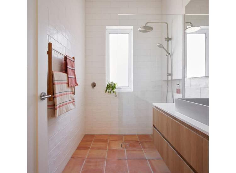 Absolute terracotta tiles for bathroom