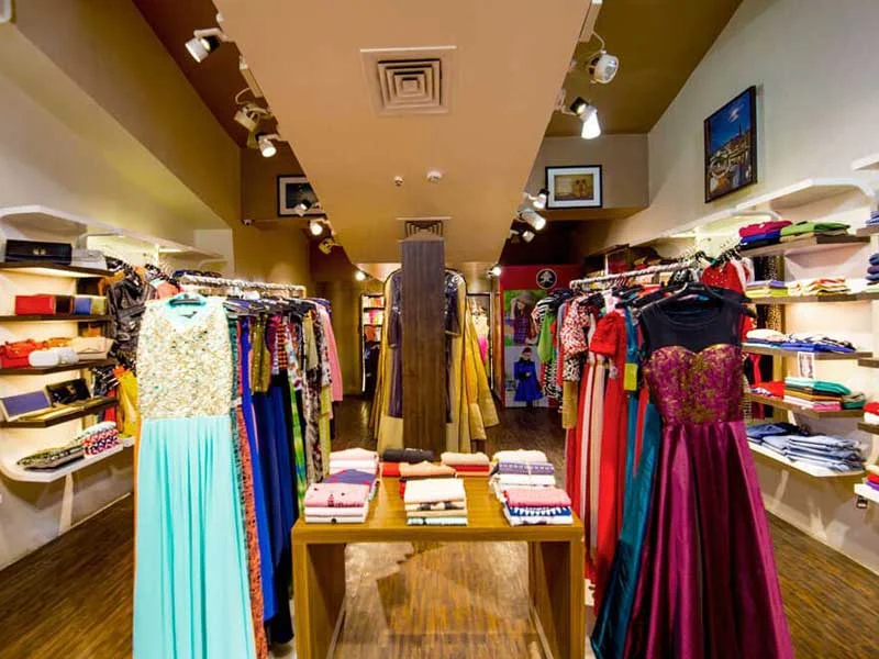 Retail Shop Interior Design in Amanora Mall, Pune