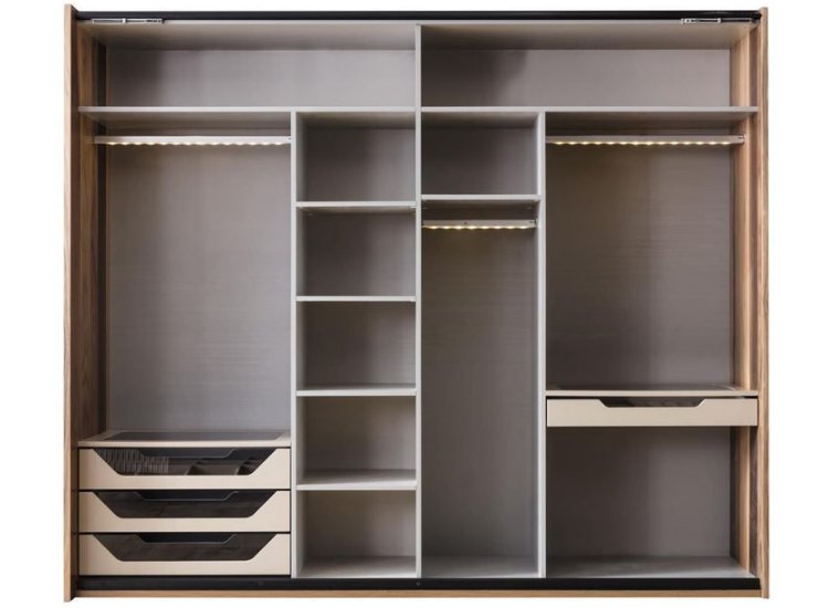 Wardrobe design featuring internal shelves of varying sizes and patterns, optimizing storage and enhancing organization.