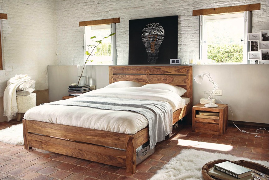 Sheesham wood bed and side table creating cozy and welcoming ambiance in the bedroom