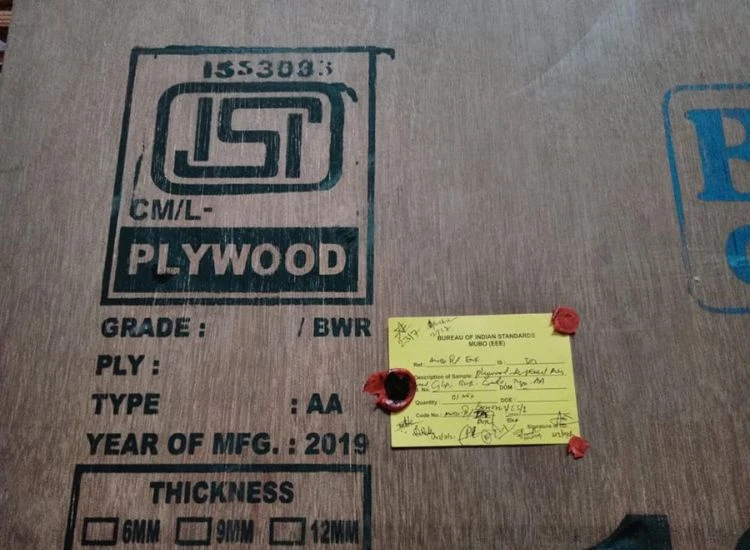 30. Authenticity marks Authenticity marks from authorized bodies like ISI indicate that the plywood meets certain quality and safety standards