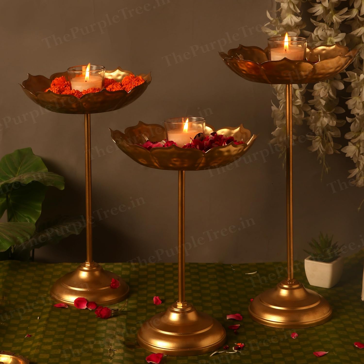 Lotus Urli Bowl with Stands for Diwali