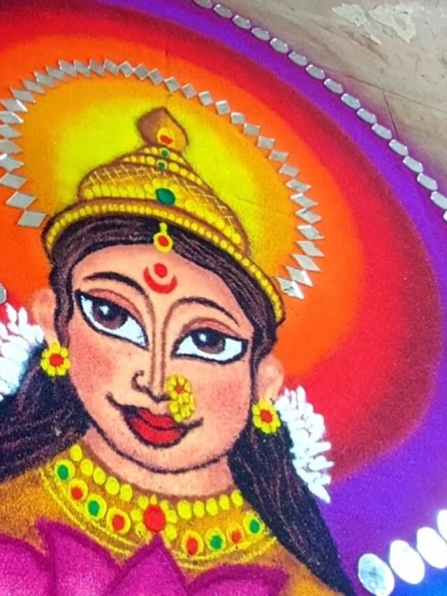 Mirror work in Sanskar Bharti Rangoli