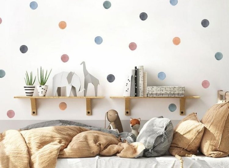 Polka dots wallpaper as a wallpaper design for bedroom