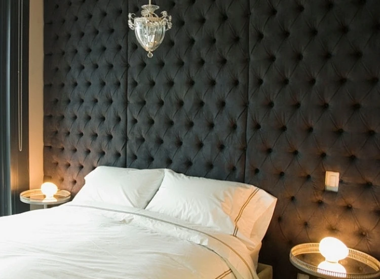 19. Leather backend Leather backend