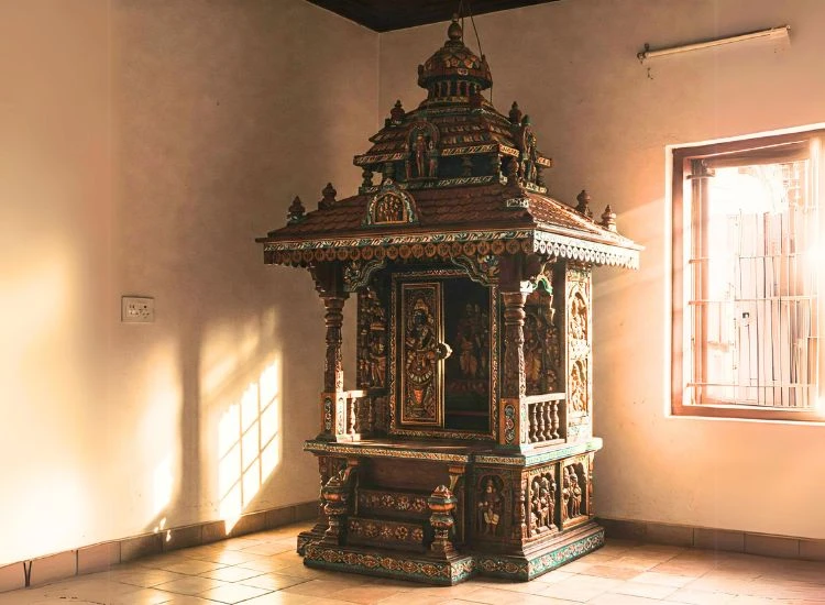 14. South Indian Wooden Temple 14. South Indian Wooden Temple