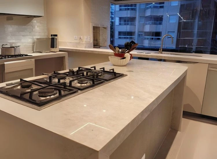 17. Crema marfil marble kitchen countertop 17. Crema marfil marble kitchen countertop